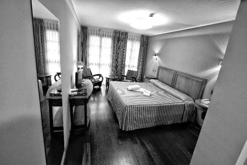 Hotel El Sella Onís Kültér fotó