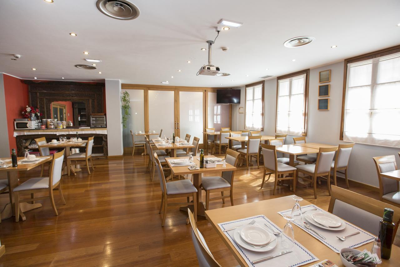 Hotel El Sella Onís Kültér fotó