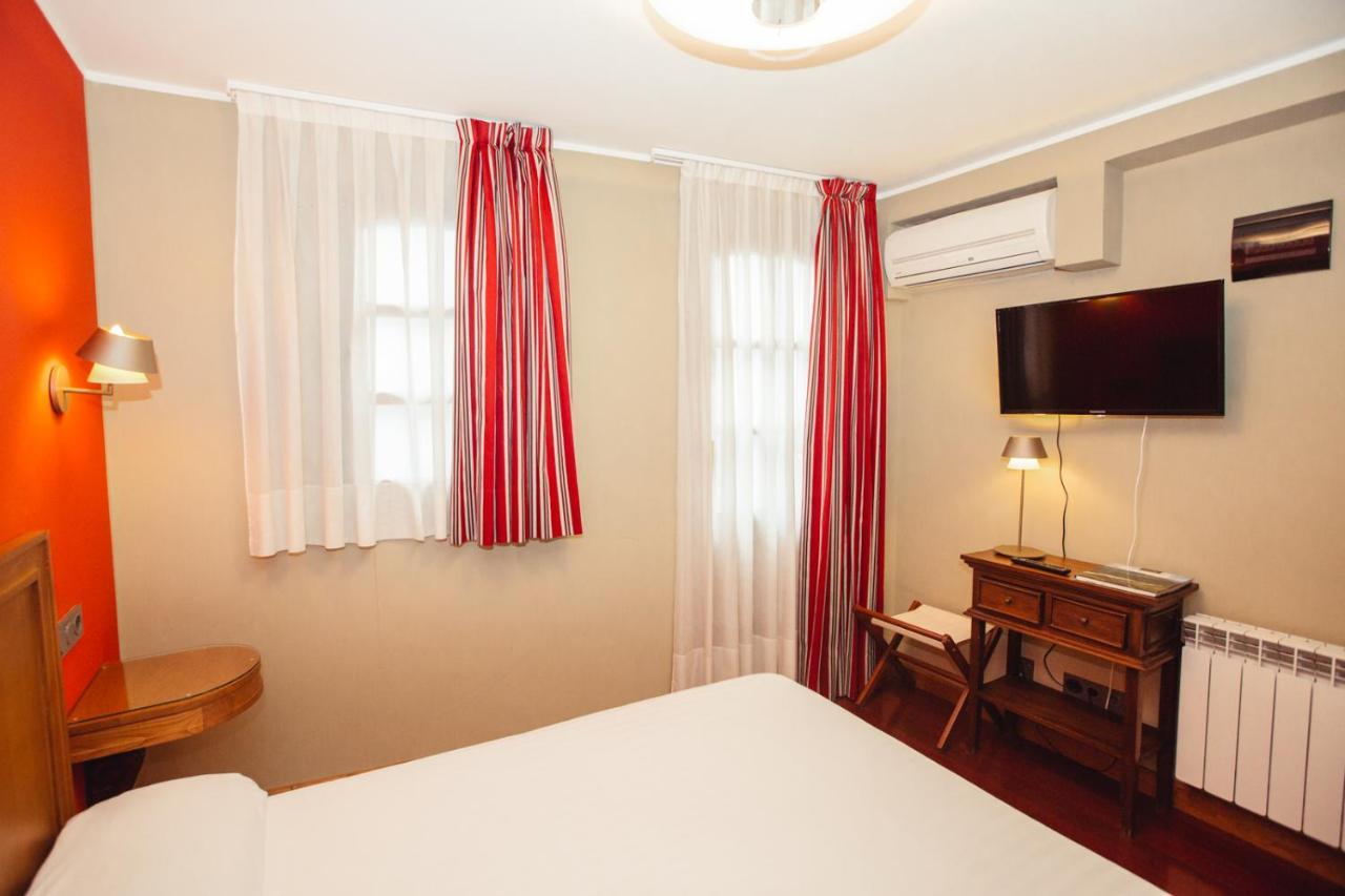 Hotel El Sella Onís Kültér fotó